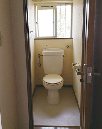トイレ施工前